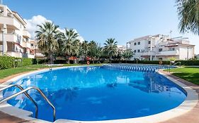 Lujoso Residencial Piscina Padel